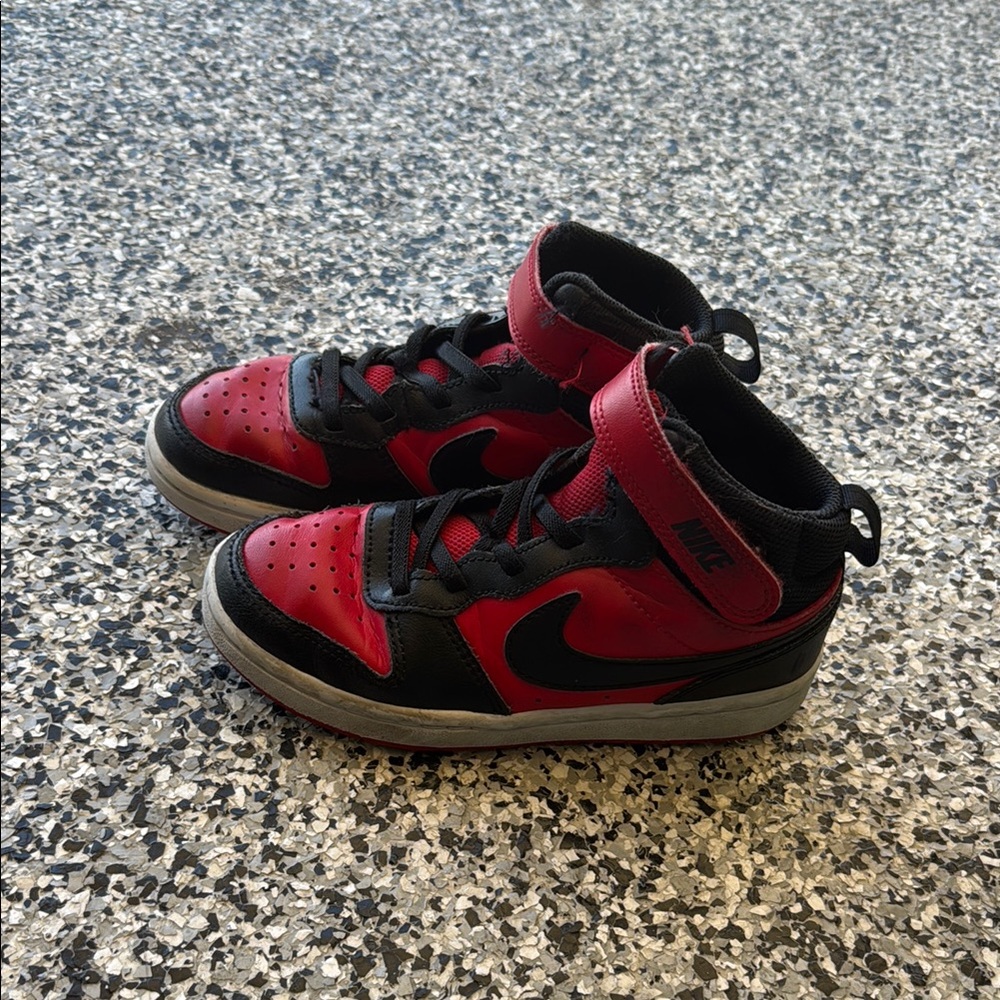 Nike Kids Red and Black Sneakers
